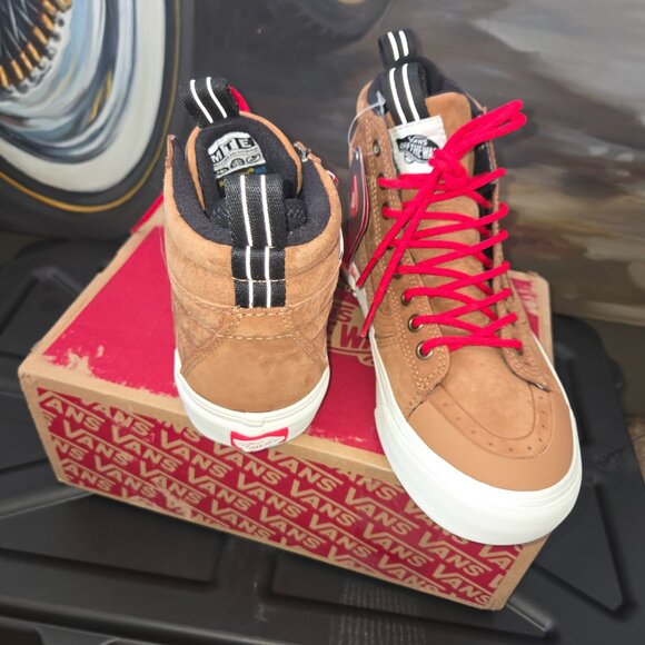 VANS- Sk8-Hi Mte-2 Hightop/boot COLOR-CHIPMUNK/MARSHMELLO SIZE-MENS 6/WOMEN 7.5 - Picture 2 of 8